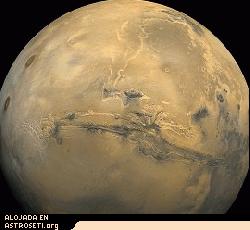 Marte, fotografiado por el Orbitador Vikingo. 
<i>[<a href= http://antwrp.gsfc.nasa.gov/apod/ap030824.html target=_blank>Ms informacin</a>]</i>
