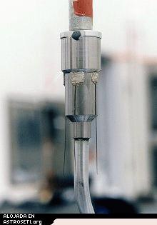 Puntos de descarga electrosttica en la base de la antena del Sojourner. 
[<a href=http://powerweb.grc.nasa.gov/pathfinder/rec.html target=_blank>Ms informacin</a>]
