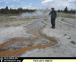 Siguiendo las huellas de las microbacterias por Yellowstone. Imagen por cortesa de: Universidad de Colorado, Boulder