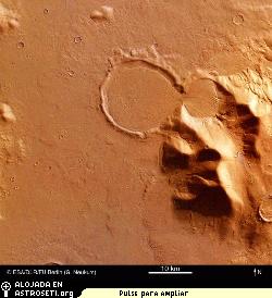 <a href=http://www.planetary.org/image/hourglass_mex.jpg>Clic para agrandar</a>
Crdito: ESA / DLR / FU Berlin (G. Neukum) 
