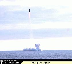 Lanzamiento del cohete Volna desde Borisoglebsk.
Haga clic <a href=http://www.planetary.org/image/volna_launch_2.jpg>aqu</a> para ampliar.
Crdito: <acronym title="Sociedad Planetaria">The Planetary Society</acronym>.
