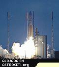 Despegue de la Ariane 5 ECA. Pulsa <a href=http://www.esa.int/images/2006-05-27_lift-off_400x400.jpg target=_blank>aquí </a>para agrandar.
