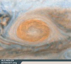 El rojo valo BA fotografiado por los astrnomos utilizando el Telescopio Espacial Hubble en abril del 2006. 
[<a href=http://hubblesite.org/newscenter/newsdesk/archive/releases/2006/19/image/a target=_blank>Ms informacin</a>]
