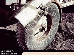 Llantas lunares para bicicletas lunares. 
[<a href=http://antwrp.gsfc.nasa.gov/apod/ap040417.html target=_blank>Ms informacin</a>]
