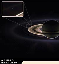 La Tierra vista como un punto azul pálido desde Saturno.
Crédito de la imagen: NASA/JPL/Space Science Institute