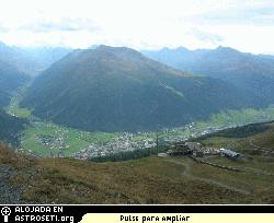 La villa alpina de Davos vista desde Weissfluhjoch. 
Crdito imagen: Leslie Mullen