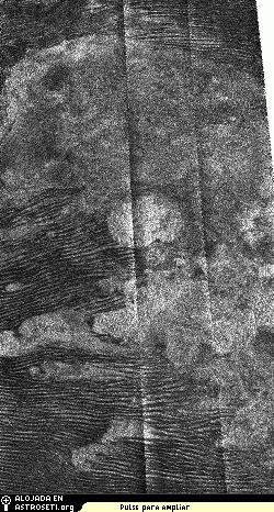 <p>Alta resolucin: <a href="http://photojournal.jpl.nasa.gov/catalog/PIA09181" rel="external">PIA09181</a></p>