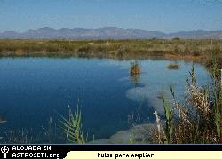 Estromatolitos en una laguna de Cuatro Cinagas, Mxico. Puntee <a href="http://66.240.198.75/albums/extremes/adn.sized.jpg" target="_blank">aqu</a> para ampliarla.
Crdito: Tommy Lavergne de la Rice University, en Houston, Texas