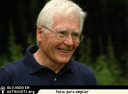 James Lovelock propuso la hiptesis Gaia, en la cual la Tierra es un organismo o sistema capaz de auto-regulacin.