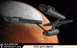 La nave Enterprise orbitando el ficticio planeta Vulcano
(Cortesa de Star Trek STARTREK.COM, Copyright 2007 CBS Studios Inc.)