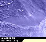 El lago Vostok en la Antártida tiene casi el tamaño del lago Ontario y se sitúa bajo una capa de hielo de más de cuatro kilómetros de espesor.
Crédito: NASA