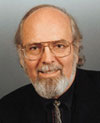 <a href= http://www.boulder.swri.edu/clark/clark.html target=_blank>Clark Chapman</a>, cientfico del Departamento de Estudios Espaciales del Instituto de Investigacin del Suroeste, en Boulder, Colorado. Miembro del equipo MSI/NIS (fotografa / espectrmetro) de la misin   <a href= http://near.jhuapl.edu/ target=_blank>Encuentro con un Asteroide Cercano a la Tierra</a> (NEAR) a  <a href=/></a>Eros.