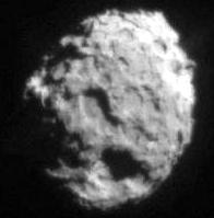 Durante el sobrevuelo del cometa, la vista ms cercana hasta la fecha de un cometa, a aproximadamente 149 millas (238 km).
Crdito: NASA/JPL
