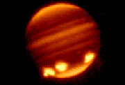 Fragmentos del cometa P/Shoemaker-Levy 9 en choque con Júpiter- 16-24 Julio, 1994.
Crédito: NASA