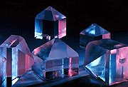 "Todo proceso químico espontáneo puede consumir energía libre, viviente o no", dice Banner. La formación de estos cristales es un ejemplo.
Crédito: National Ignition Facility Programs