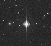 HD 28185 b es el primer exoplaneta descubierto con una órbita circular dentro de su zona habitable de estrellas. Fuente: STScI Digitized Sky Survey