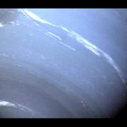 Neptuno, bola gigante de hielo. Haga clic <a href="http://astrobio.net/articles/images/neptune_season.gif" target=_blank>aquí </a> para una animación de 6 años.
Crédito: NASA/JPL
