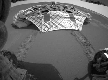 El Opportunity se ha movido aproximadamente un metro de su plataforma de aterrizaje (Imagen: NASA/JPL) 
