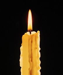 El material de las velas caseras, la parafina, podría convertirse en el combustible ecológico de los cohetes del futuro. Imagen copyright © 2003 Comstock, Inc., todos los derechos reservados.