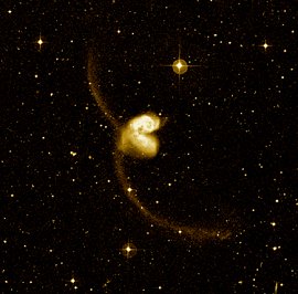 Las Galaxias de las Antenas
Crdito: Digital Sky Survey [<a href=http://chandra.harvard.edu/photo/2004/antennae/more.html target=_blank>Ms</a>]