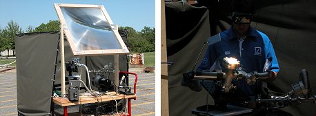 Una lente concentra la luz del sol en una cmara de vaco llena de polvo lunar simulado, produciendo oxgeno y escoria. 
[<a href=http://science.nasa.gov/headlines/y2006/images/moonrocks/oxyrocker.jpg target=_blank>Ampliar imagen</a>]

