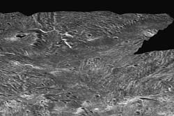Esta vista muestra las rugosas tierras altas y las suaves tierras bajas.
NASA/JPL/Lunar and Planetary Institute