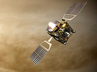 Impresión artística de la Venus Express en órbita. Crédito: ESA. Pulsa <a href="http://www.esa.int/SPECIALS/Venus_Express/SEMJITM65LE_1.html" target="_blank">aquí</a> para agrandar.