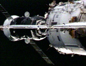 La nave ISS Progress 25 se acerca a la Estacin Espacial Internacional