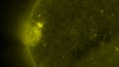 zonas_activas_del_Sol_filtro_amarillo_2-D