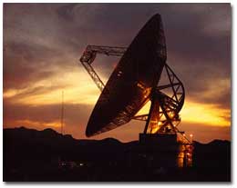 Antena de 70 metros en Goldstone, California