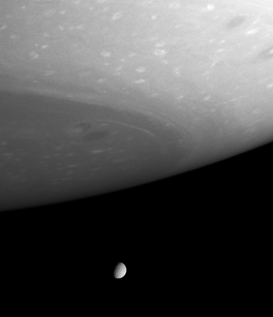<font size=2>Alta resolucin: <a href=http://photojournal.jpl.nasa.gov/catalog/PIA06526 target=_blank>PIA06526</a></font>