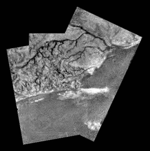 <font size=2>Alta resolucin: <a href=http://photojournal.jpl.nasa.gov/catalog/PIA07236 target=_blank>PIA07236</a></font>