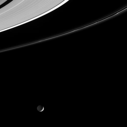 <font size=2>Alta resolucin: <a href=http://photojournal.jpl.nasa.gov/catalog/PIA06585 target=_blank>PIA06585</a></font>