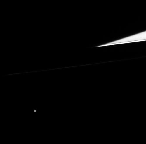<font size=2>Alta resolucin: <a href=http://photojournal.jpl.nasa.gov/catalog/PIA07596 target=_blank>PIA07596</a></font>