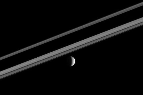 <font size=2>Alta resolucin: <a href=http://photojournal.jpl.nasa.gov/catalog/PIA07641 target=_blank>PIA07641</a></font>