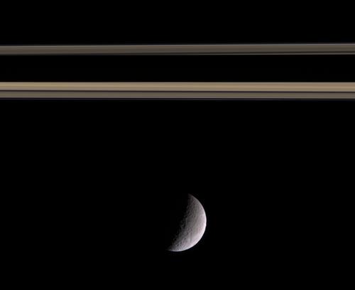 <font size=2>Alta resolucin: <a href=http://photojournal.jpl.nasa.gov/catalog/PIA07642 target=_blank>PIA07642</a></font>