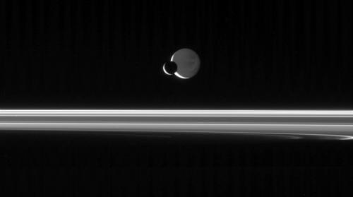 <p>Alta resolucin: <a href="http://photojournal.jpl.nasa.gov/catalog/PIA08228" rel="external">PIA08228</a></p>