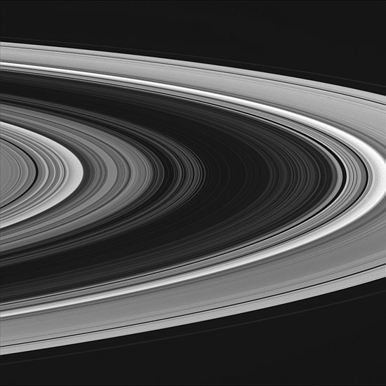 <font size=2>Alta resolucin: <a href=http://photojournal.jpl.nasa.gov/catalog/PIA06533 target=_blank>PIA06533</a></font>