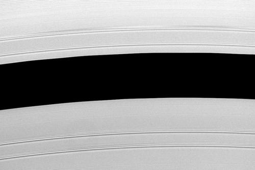 <font size=2>Alta resolucin: <a href=http://photojournal.jpl.nasa.gov/catalog/PIA07533 target=_blank>PIA07533</a></font>