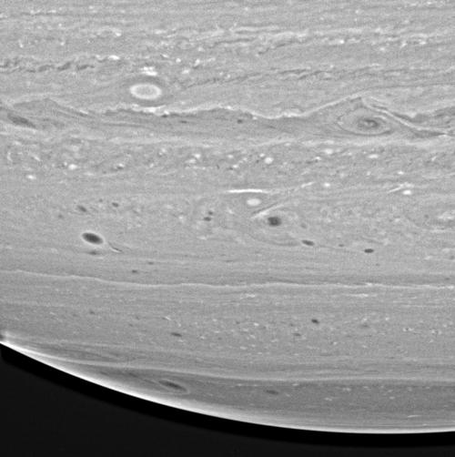 <font size=2>Alta resolucin: <a href=http://photojournal.jpl.nasa.gov/catalog/PIA06569 target=_blank>PIA06569</a></font>