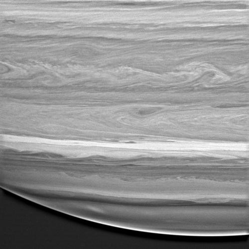 <font size=2>Alta resolucin: <a href=http://photojournal.jpl.nasa.gov/catalog/PIA06570 target=_blank>PIA06570</a></font>