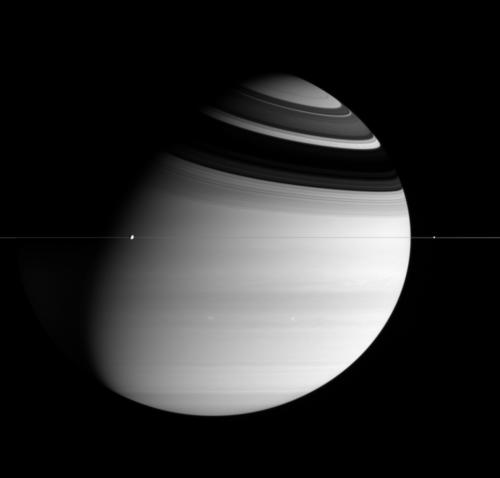 <font size=2>Alta resolucin: <a href=http://photojournal.jpl.nasa.gov/catalog/PIA06606 target=_blank>PIA06606</a></font>