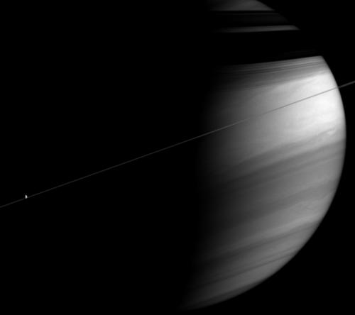 <font size=2>Alta resolucin: <a href=http://photojournal.jpl.nasa.gov/catalog/PIA07673 target=_blank>PIA07673</a></font>